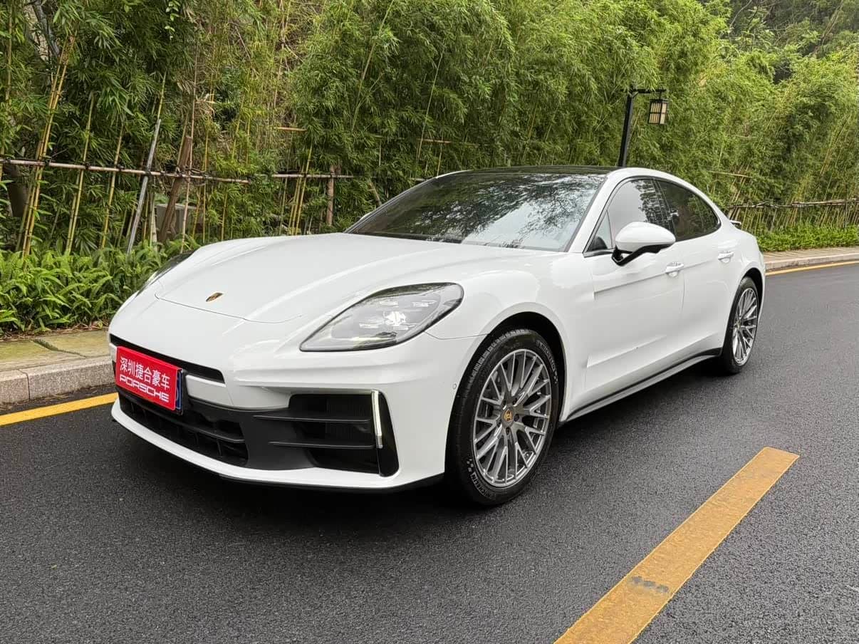 Porsche Panamera 2026 — Фото 1/14