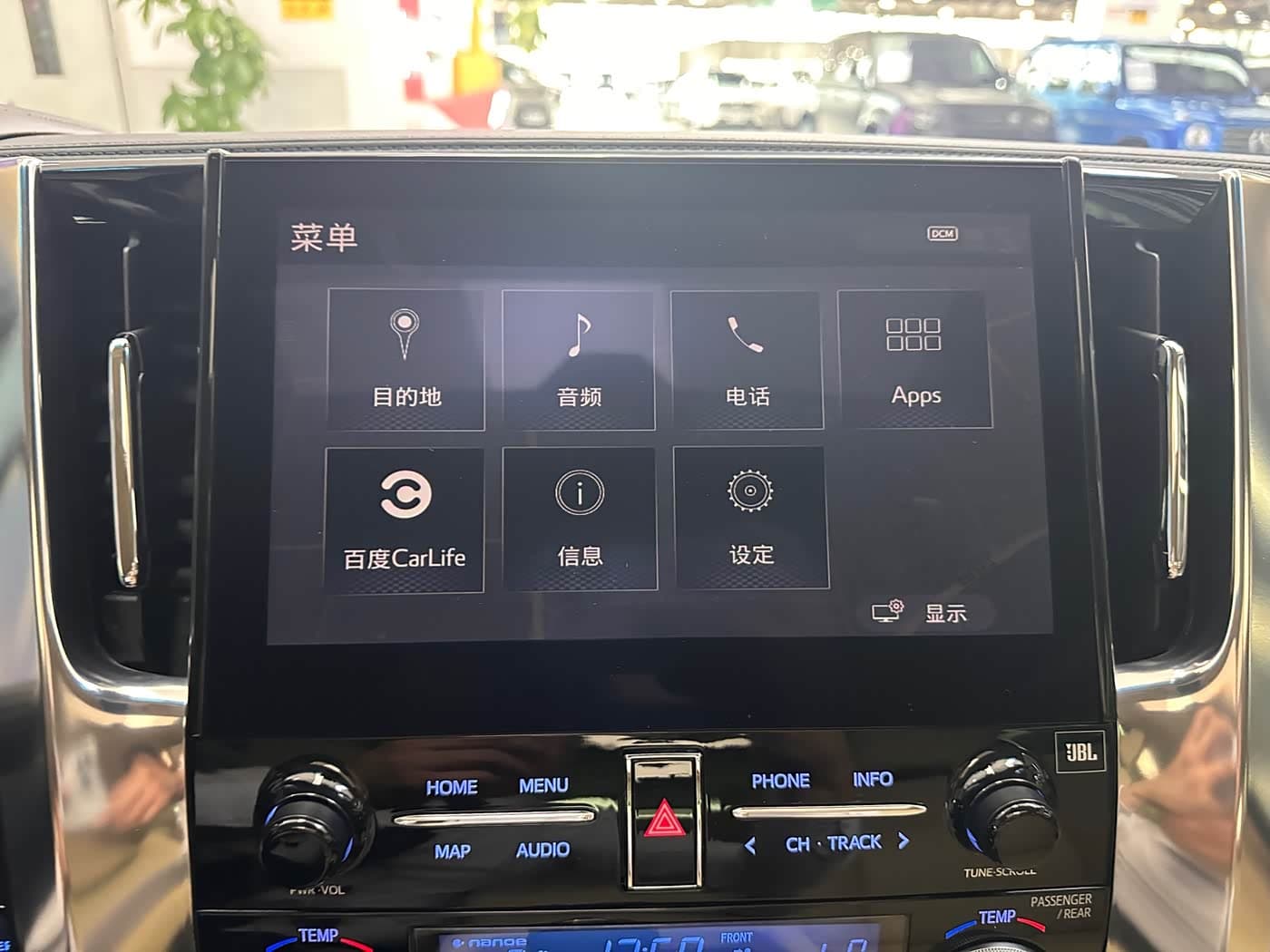 Toyota Alphard 2022 — Фото 16/20