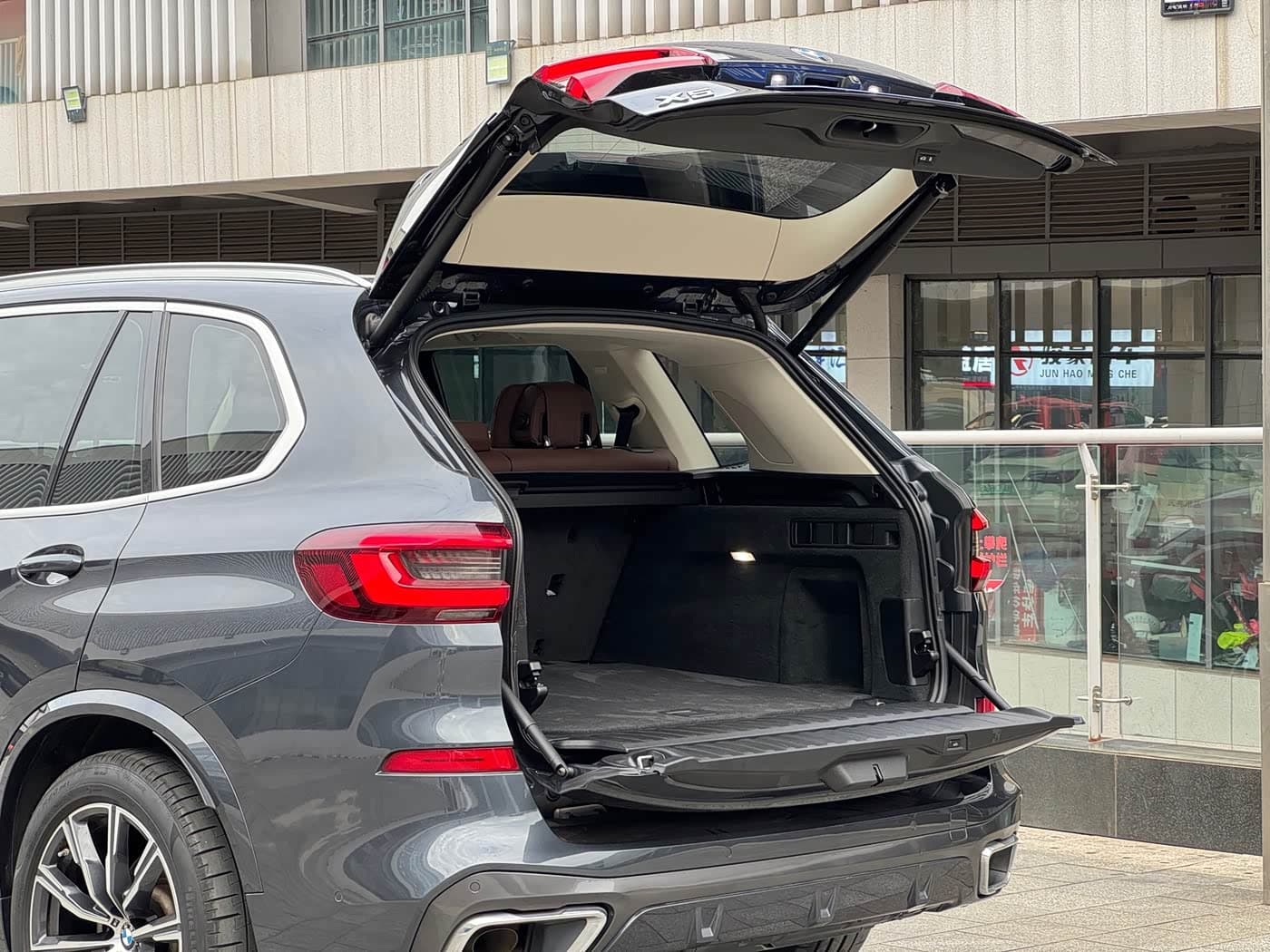 BMW X5 2021 — Фото 10/20