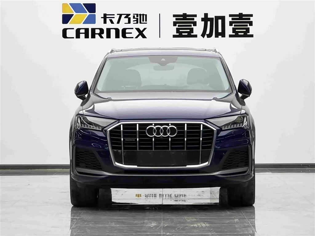 Audi Q7 2021 — Фото 2/19