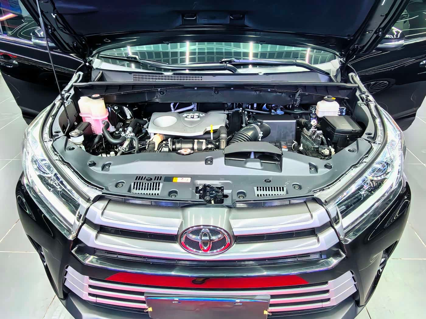 Toyota Highlander 2019 — Фото 9/9
