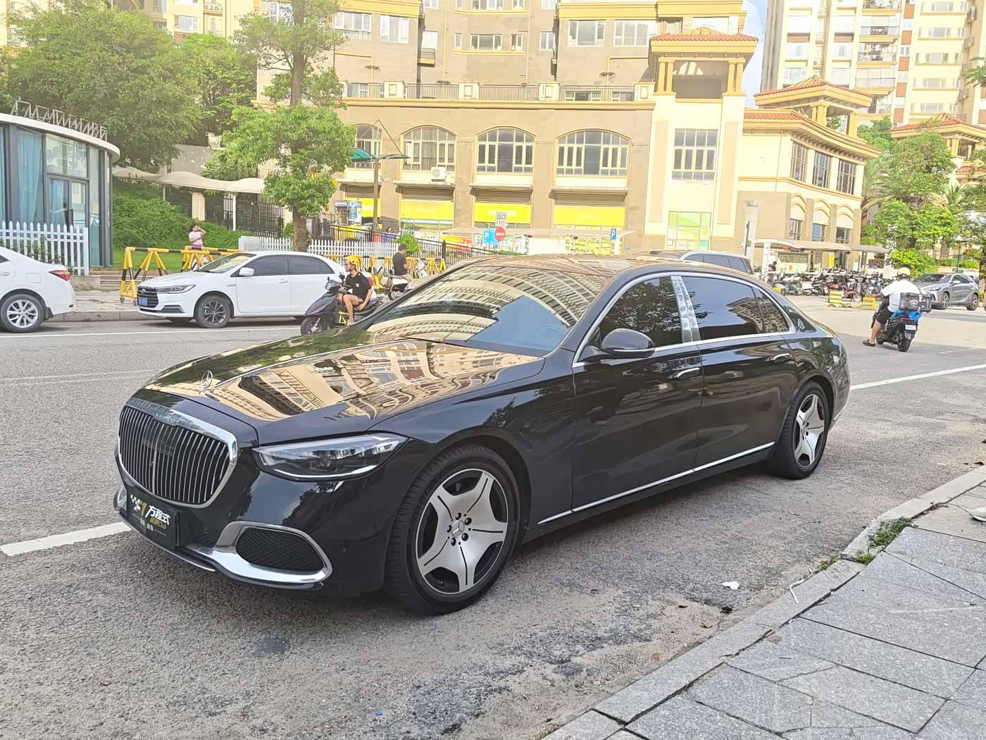 Mercedes-Benz Maybach S-Class, 2022