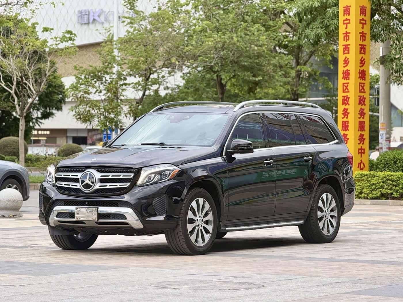 Mercedes-Benz GLS 2017 — Фото 1/9