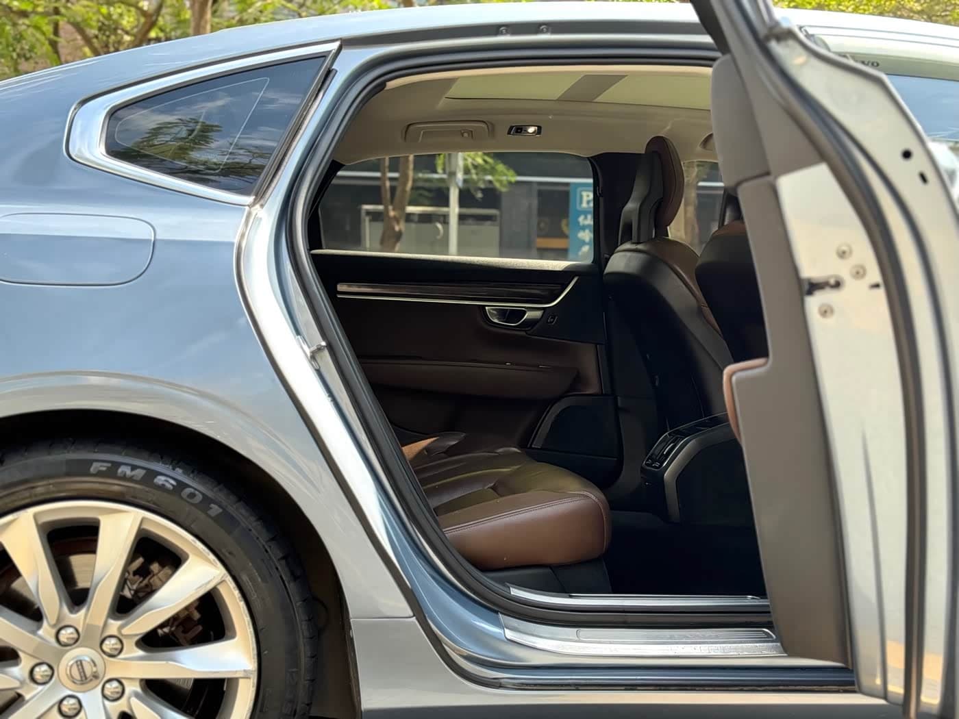 Volvo S90 2018 — Фото 13/20