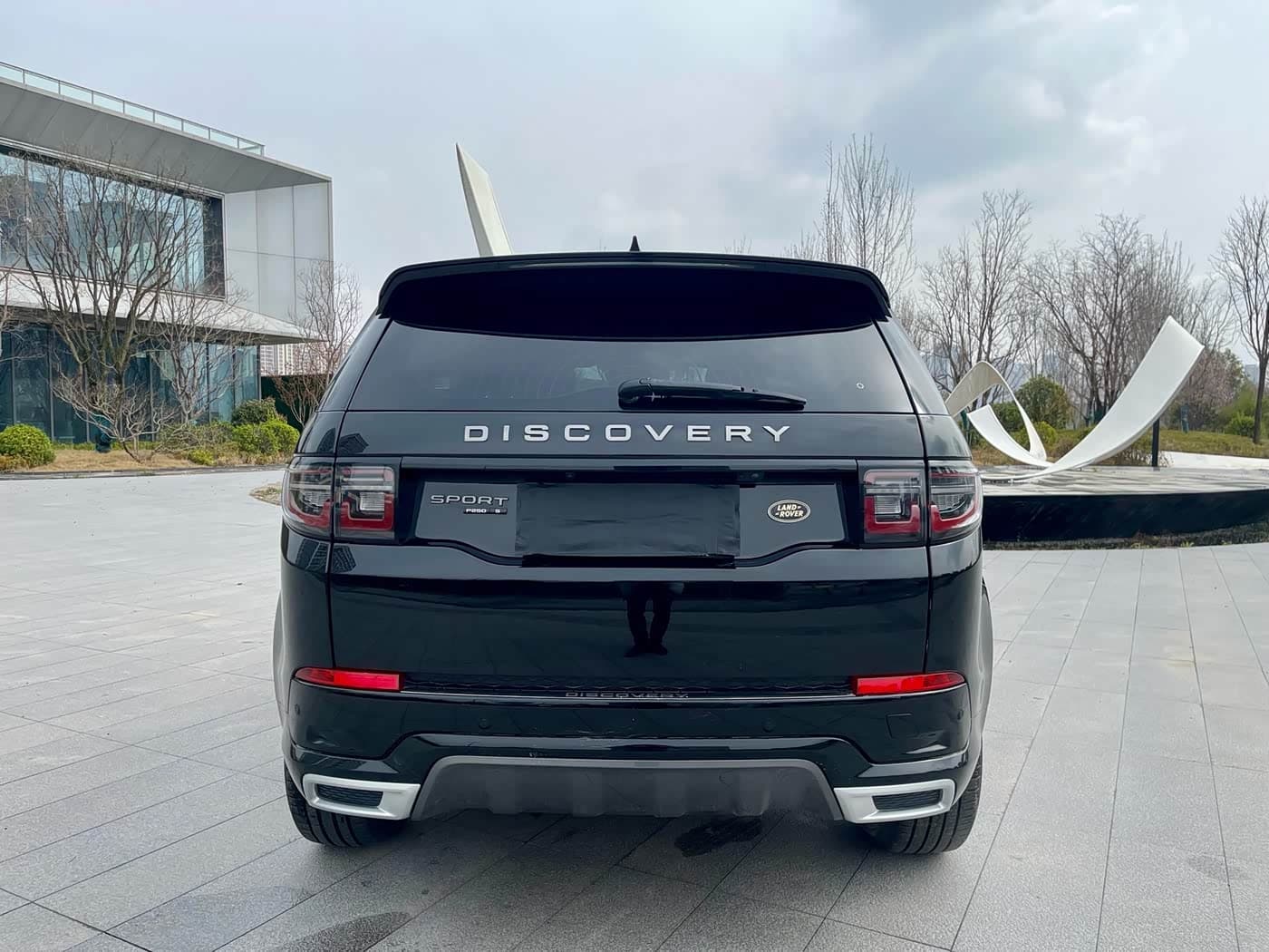Land Rover Discovery Sport 2020 — Фото 19/20