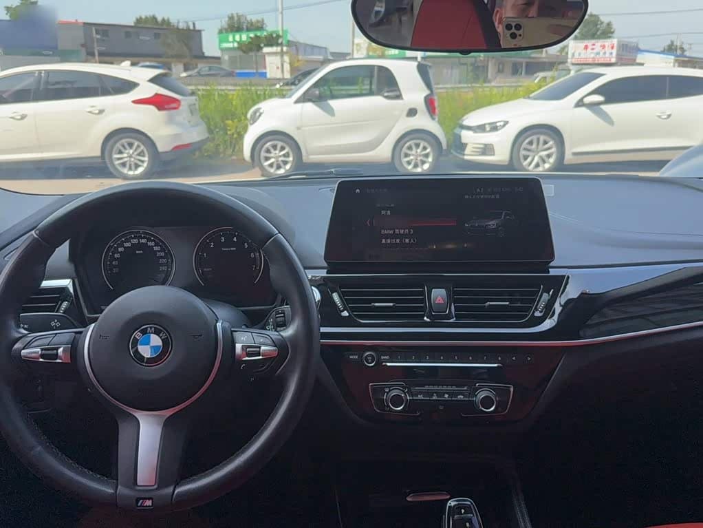 BMW 1 Series 2021 — Фото 9/11