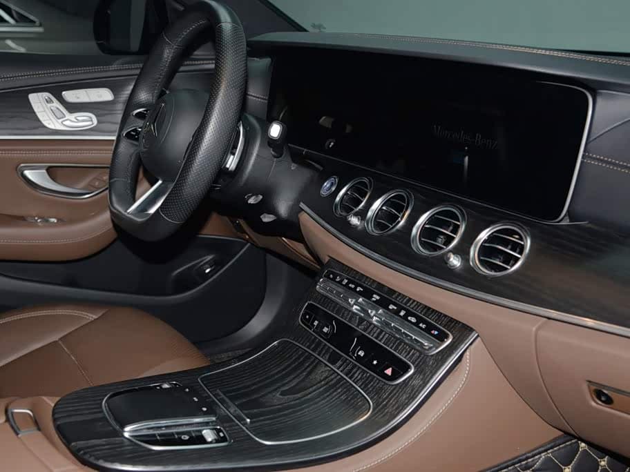 Mercedes-Benz E-Class New Energy 2023 — Фото 18/20