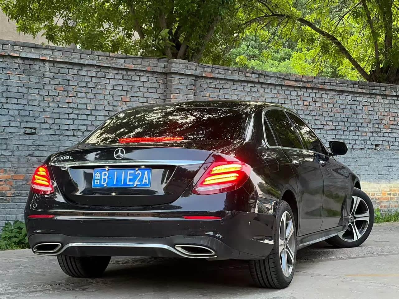 Mercedes-Benz E-Class 2019 — Фото 9/9