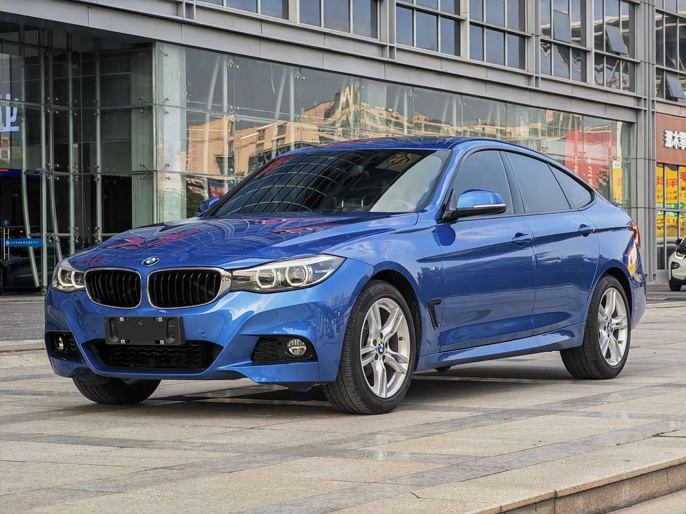 BMW 3 Series GT 2020 — Фото 1/20