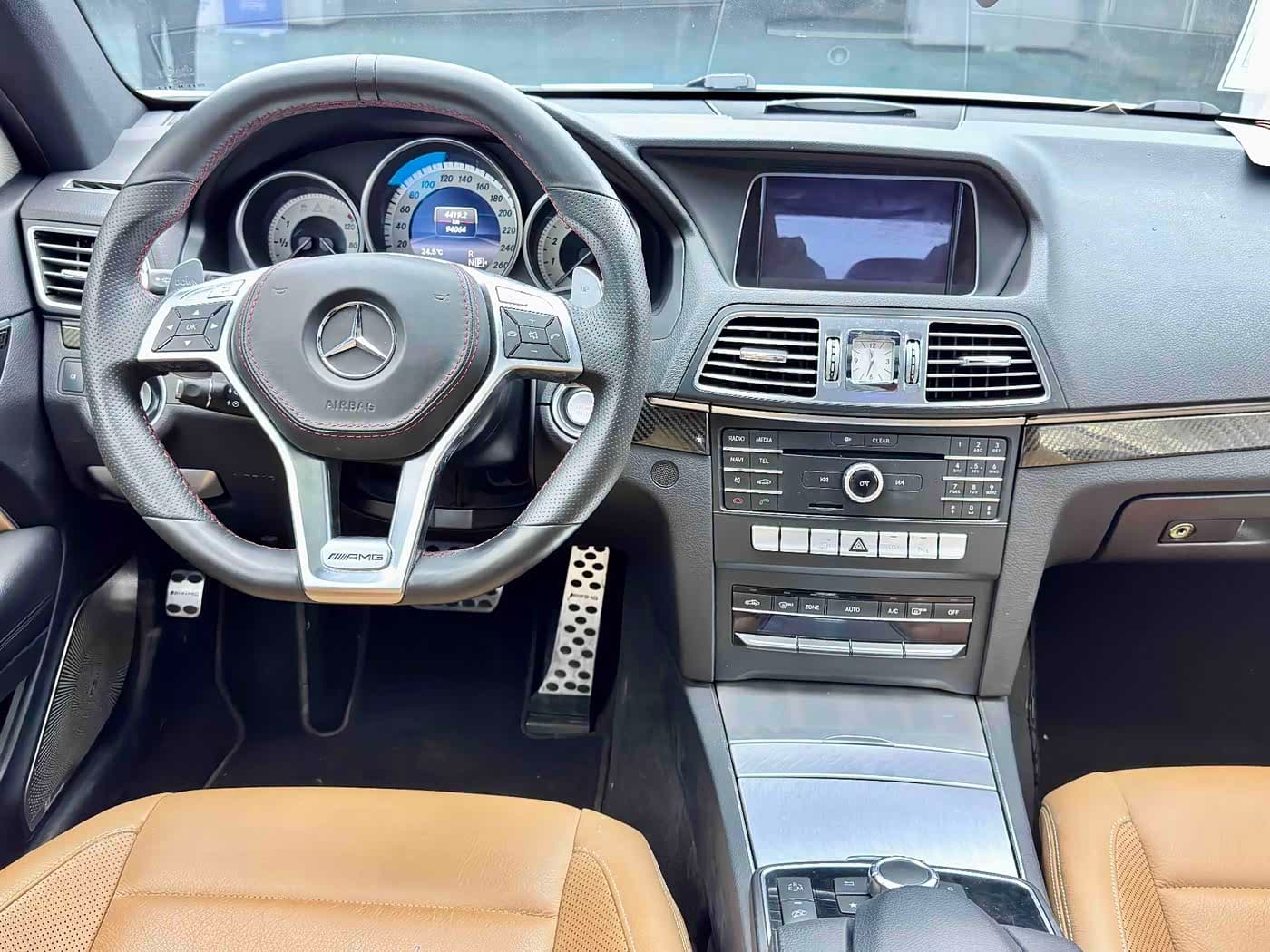 Mercedes-Benz E-Class 2016 — Фото 11/17