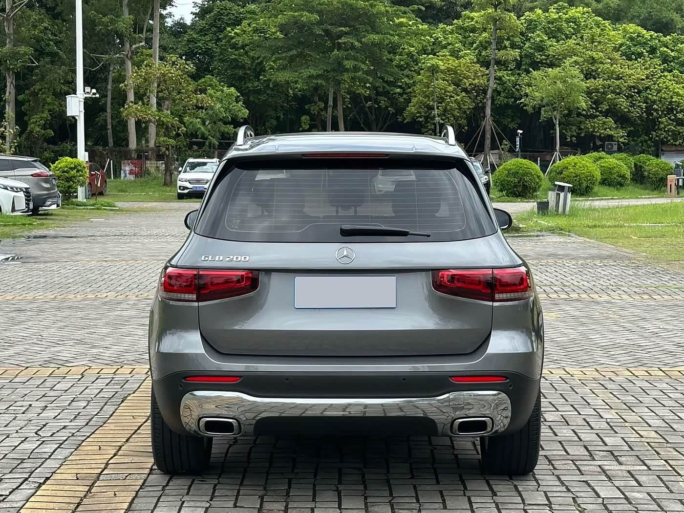 Mercedes-Benz GLB 2021 — Фото 5/18