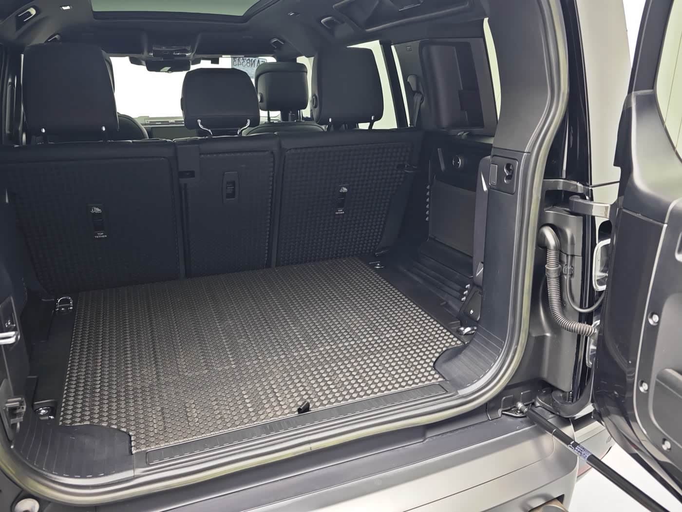 Land Rover Defender 2023 — Фото 14/20