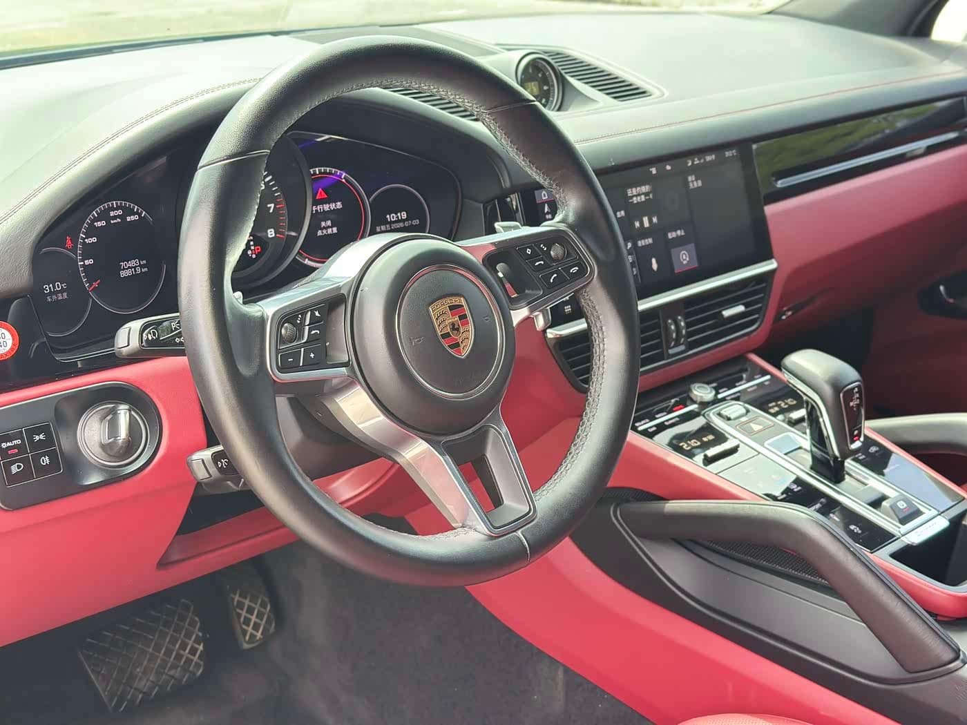 Porsche Cayenne 2020 — Фото 10/16