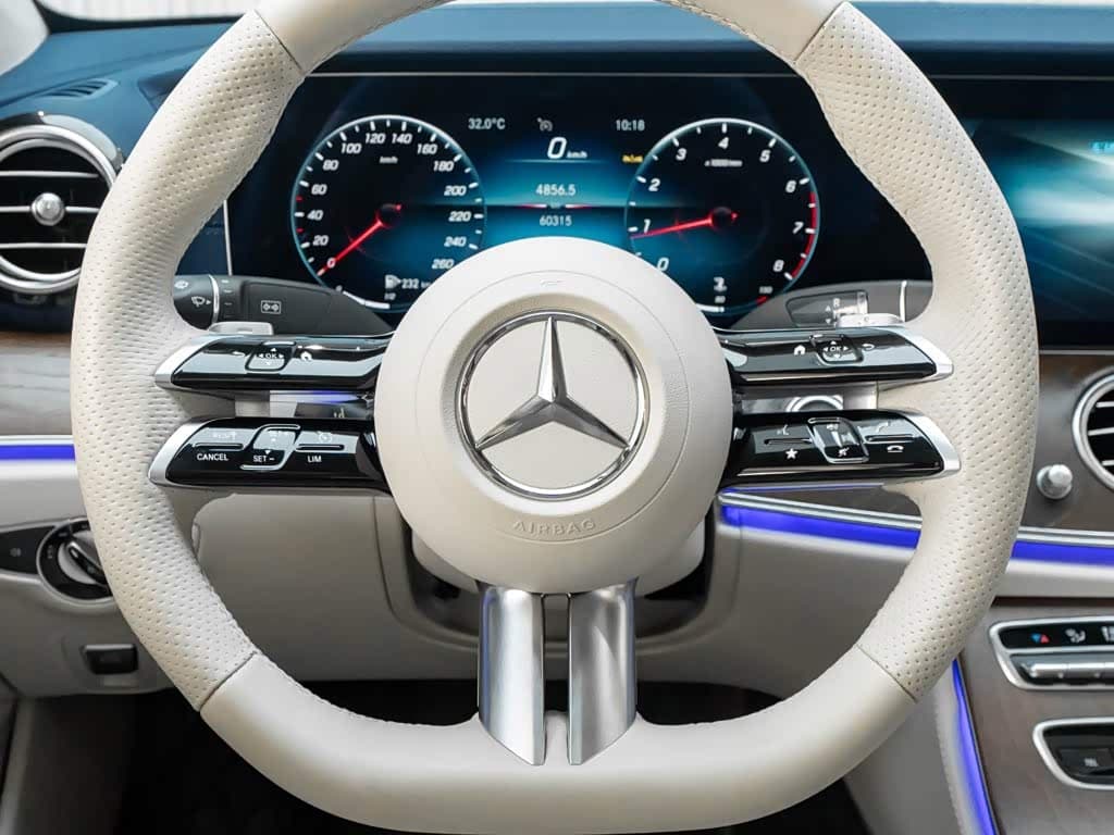 Mercedes-Benz E-Class 2022 — Фото 16/20