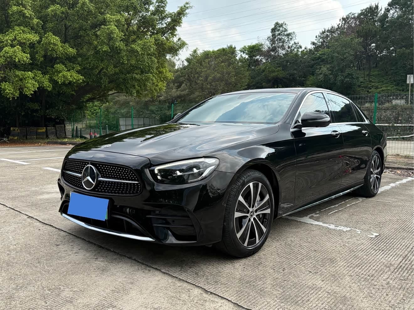 Mercedes-Benz E-Class New Energy 2022 — Фото 1/17