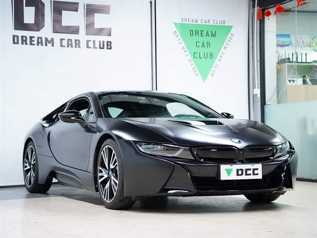 BMW i8 2017 — Фото 16/20