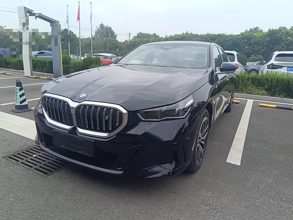 BMW i5 2025 — Фото 2/20