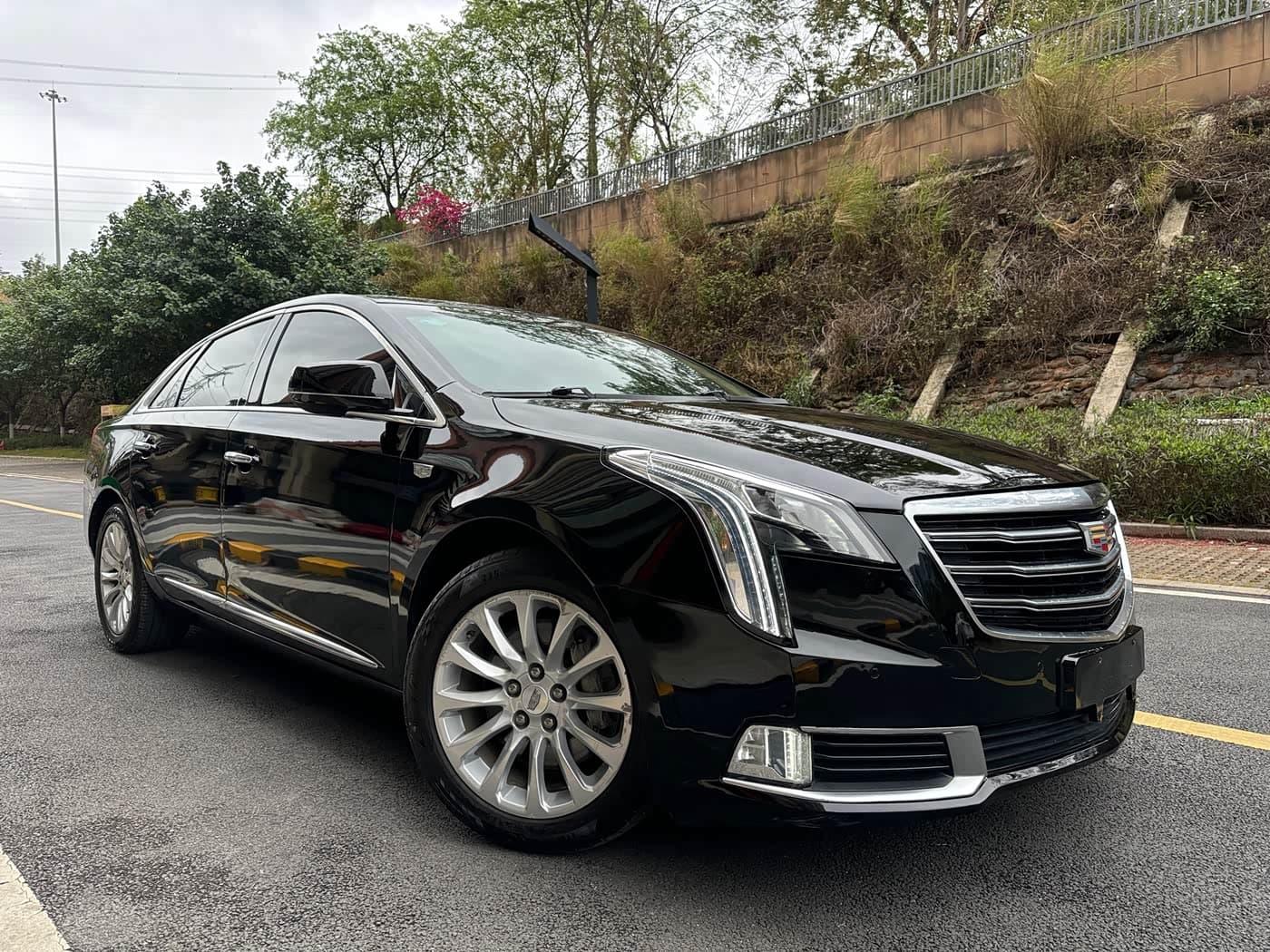 Cadillac XTS 2018 — Фото 3/20