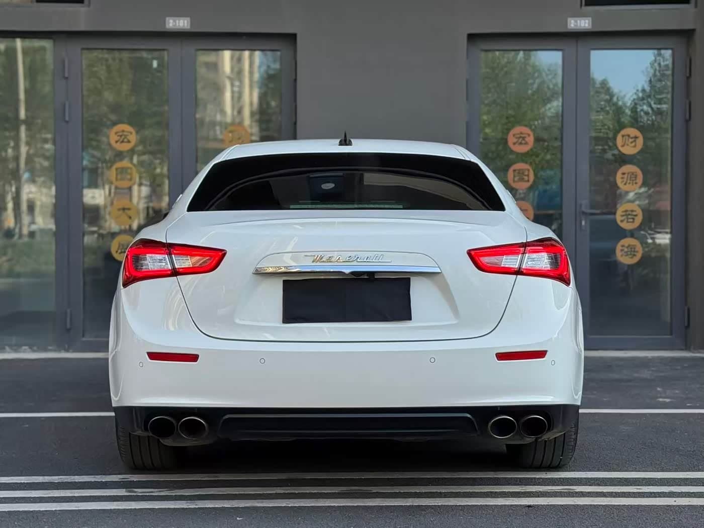 Maserati Ghibli 2016 — Фото 6/19