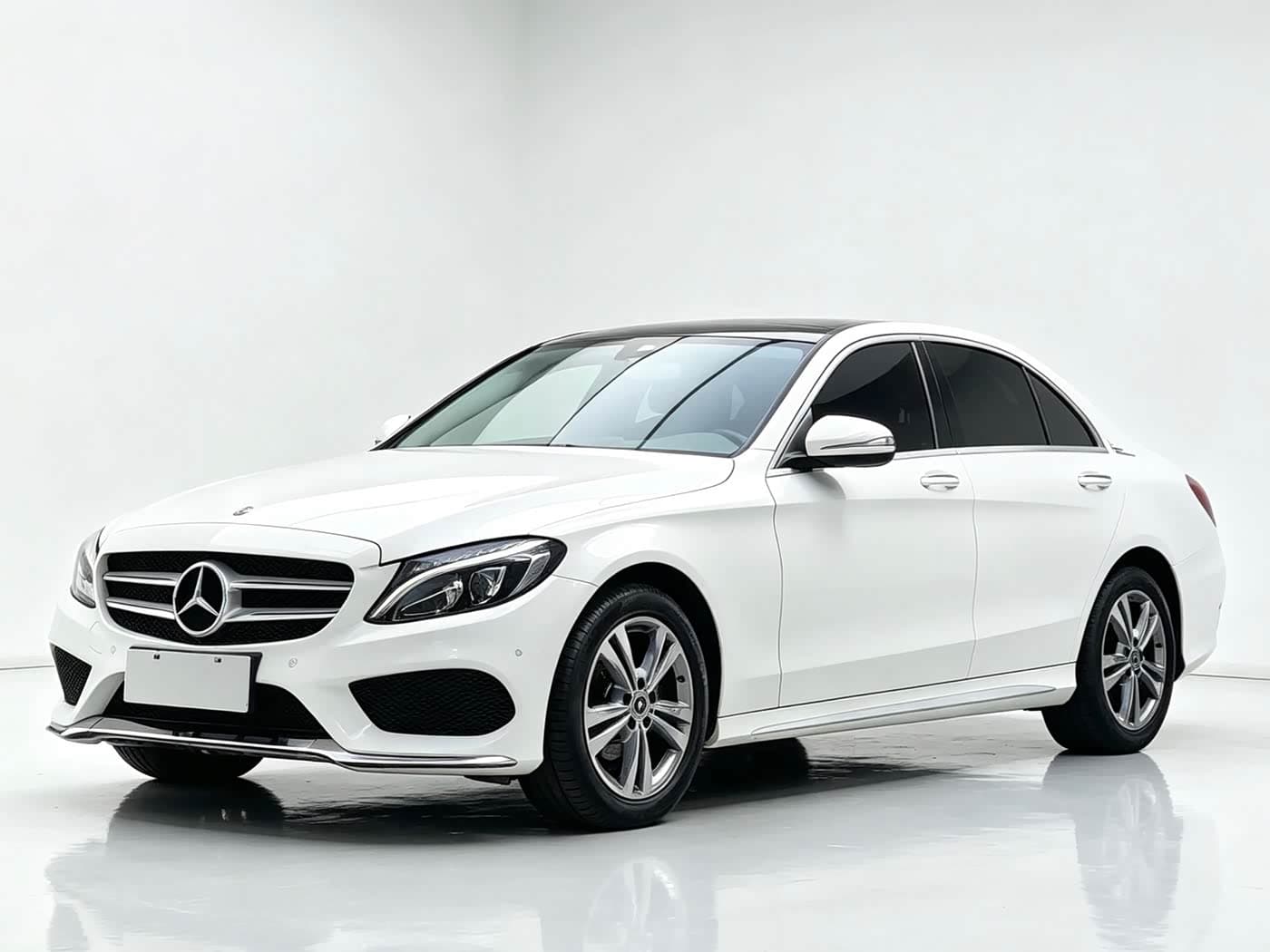 Mercedes-Benz C-Class 2017 — Фото 1/9