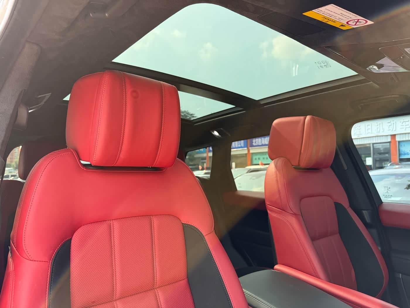 Land Rover Range Rover Sport 2020 — Фото 11/17