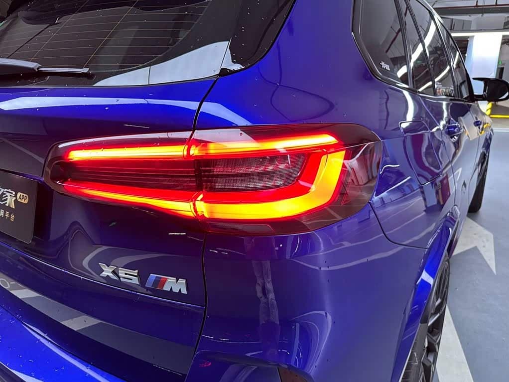 BMW X5 M 2021 — Фото 5/15
