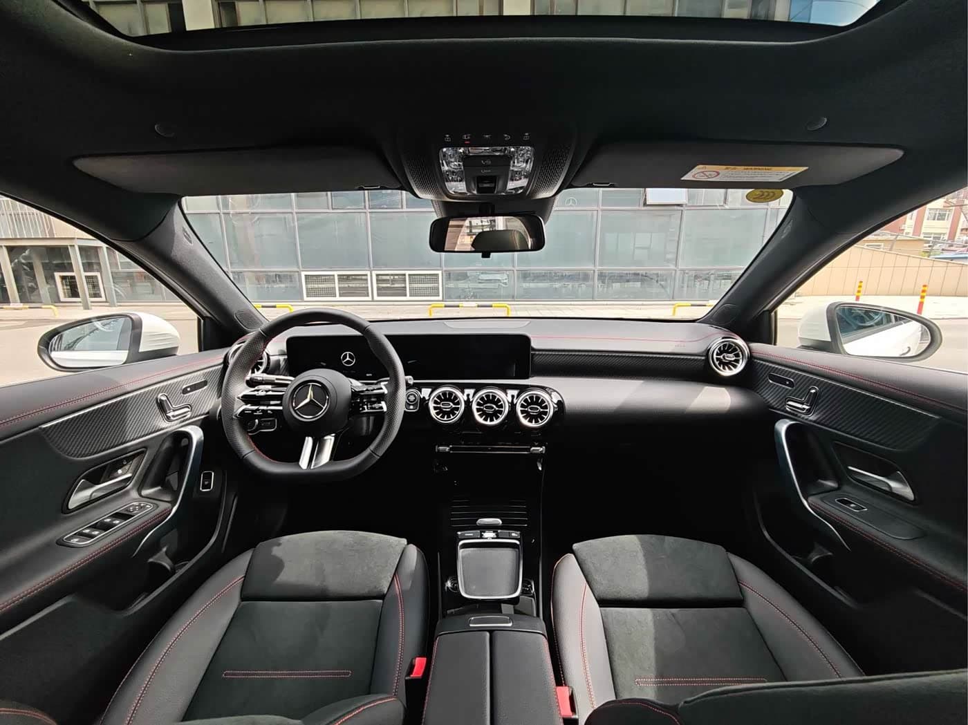 Mercedes-Benz A-Class 2026 — Фото 5/14