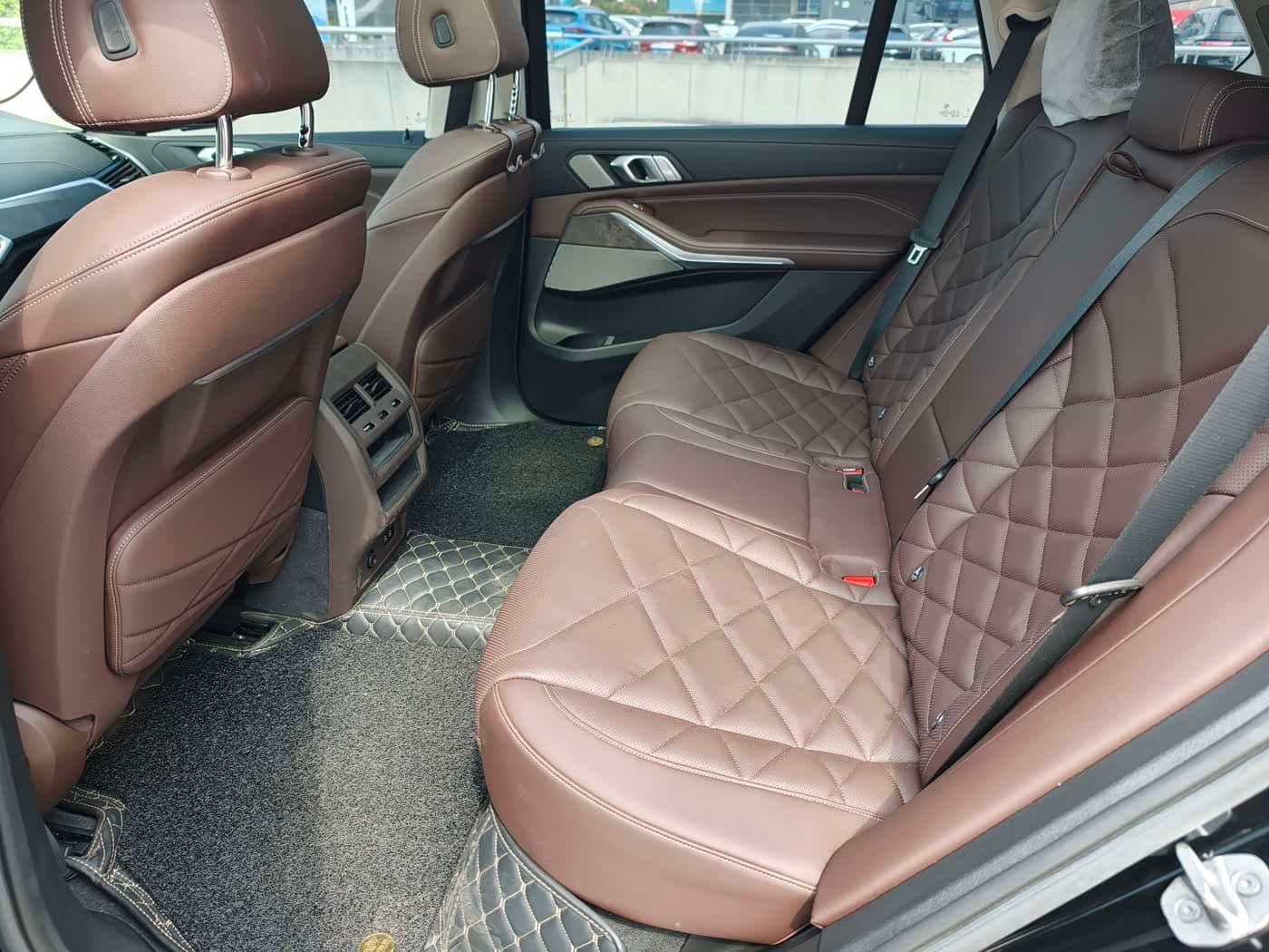 BMW X5 2023 — Фото 8/10