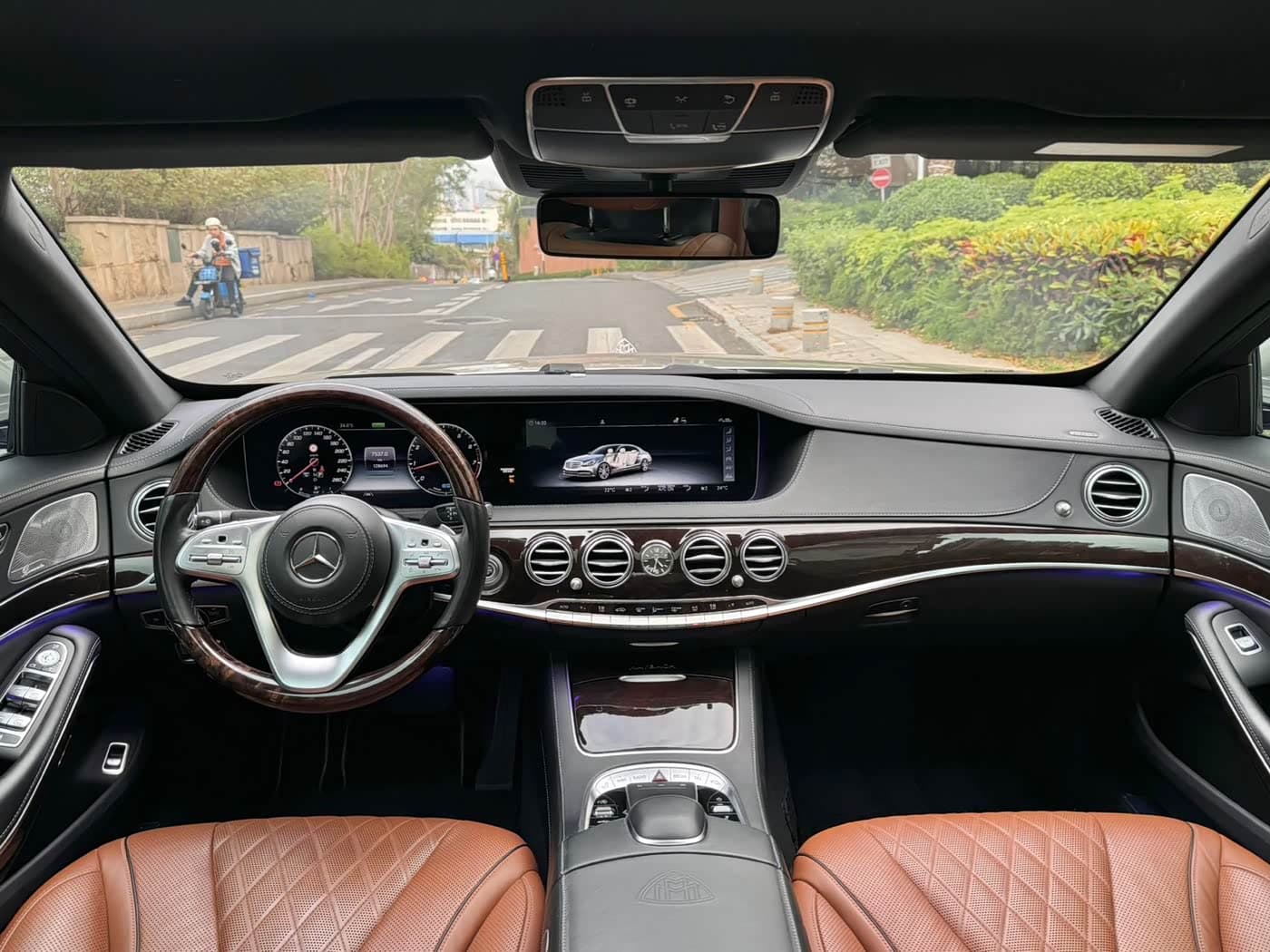 Mercedes-Benz Maybach S-Class 2020 — Фото 8/20