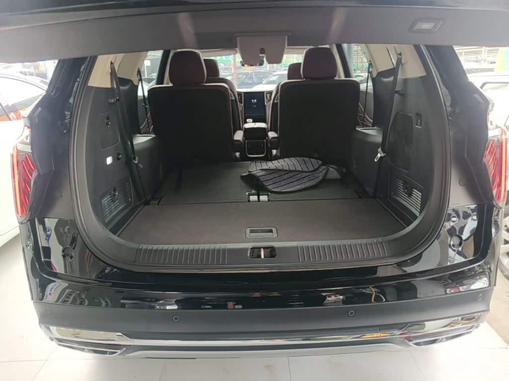 Hongqi HS7 PHEV 2025 — Фото 19/20