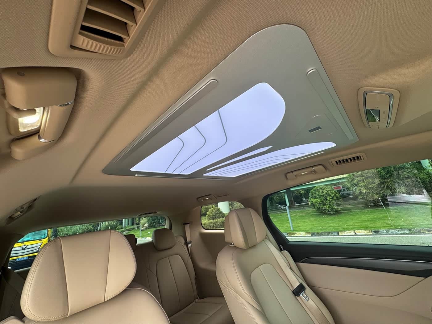 Buick GL8 New Energy 2025 — Фото 15/18