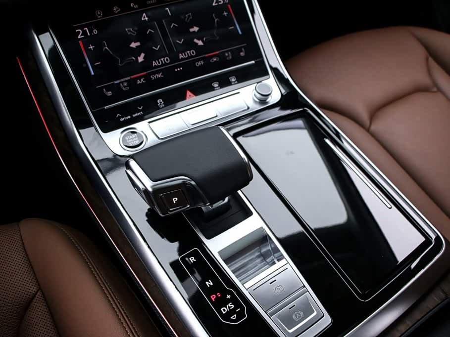Audi Q7 2023 — Фото 10/20