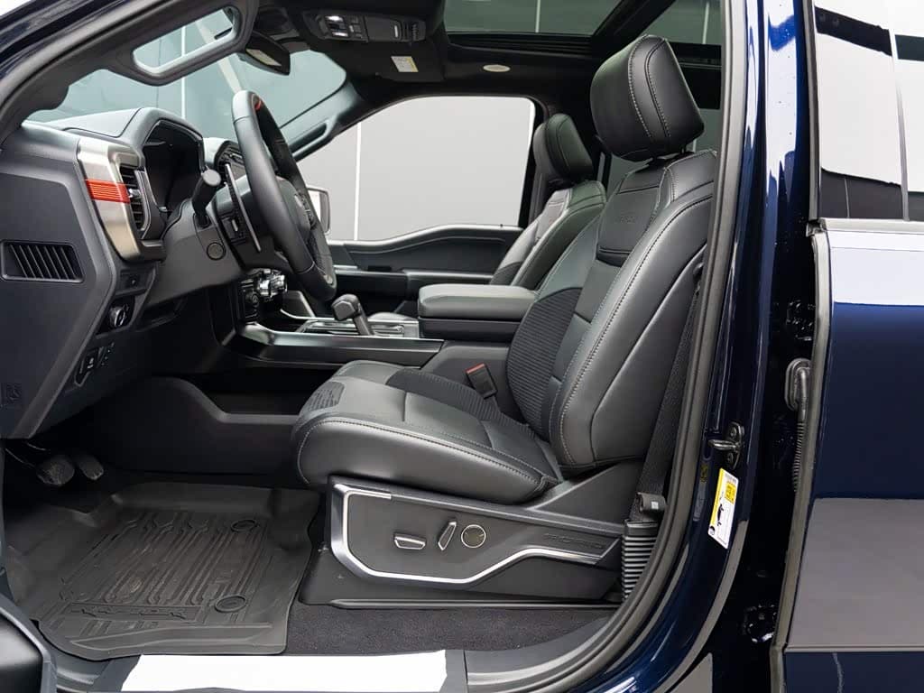Ford F-150 Raptor 2025 — Фото 9/20