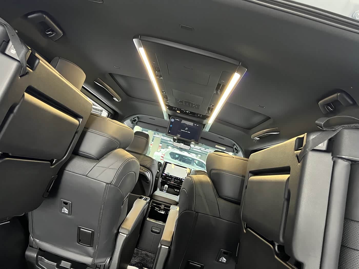 Toyota Alphard 2026 — Фото 9/20