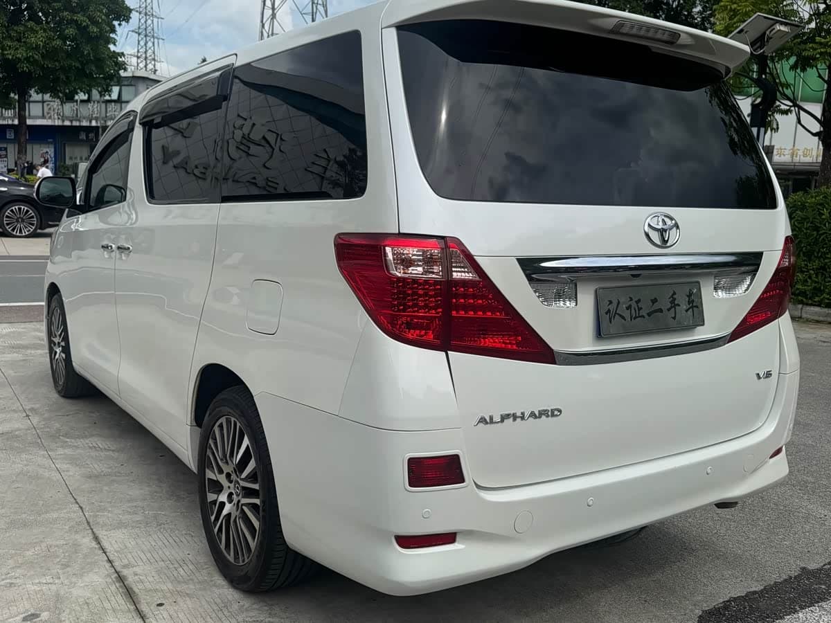 Toyota Alphard 2011 — Фото 20/20