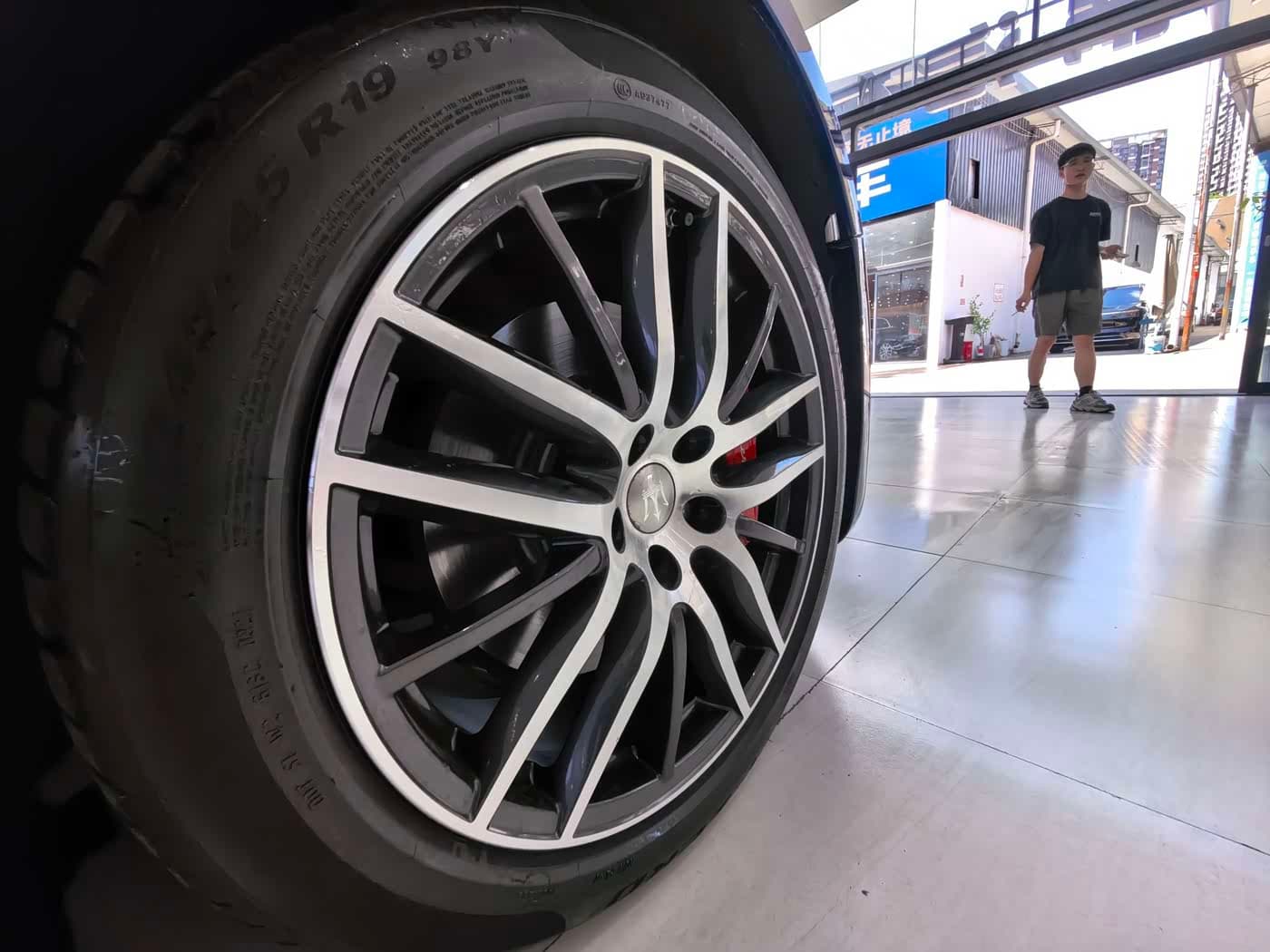 Maserati Ghibli 2016 — Фото 18/20