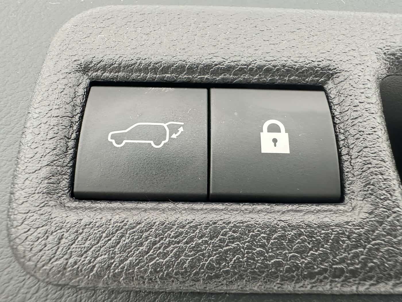 Lexus NX 2020 — Фото 17/19