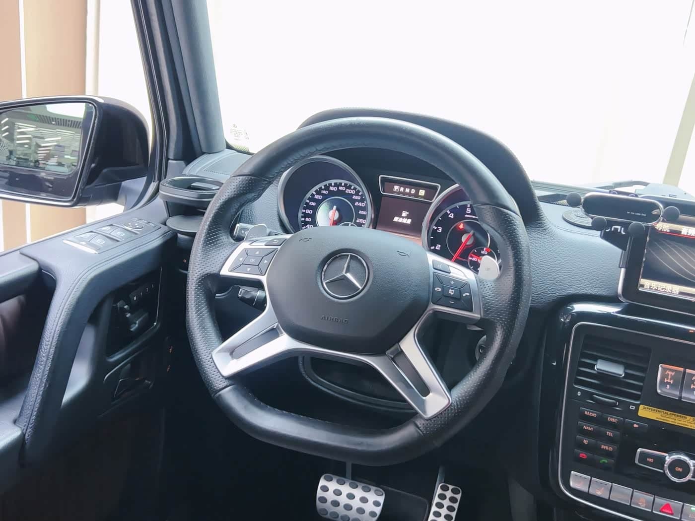 Mercedes-Benz G-Class AMG 2015 — Фото 14/18