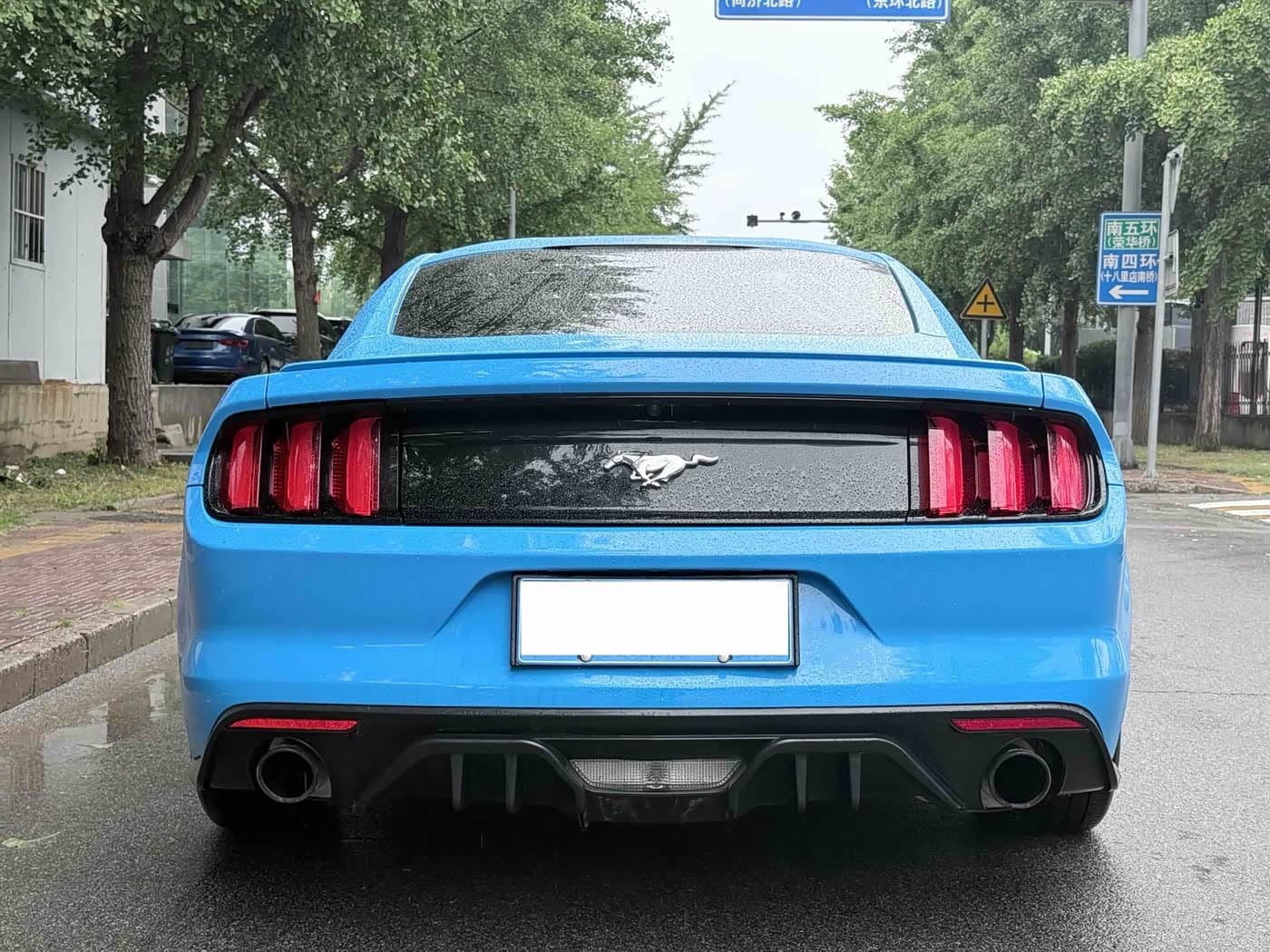Ford Mustang 2017 — Фото 20/20