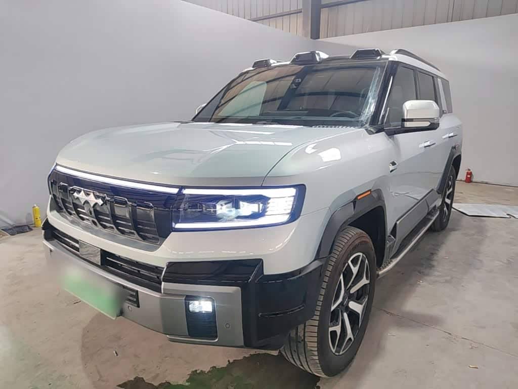 Fang Cheng Bao Leopard 8, 2025