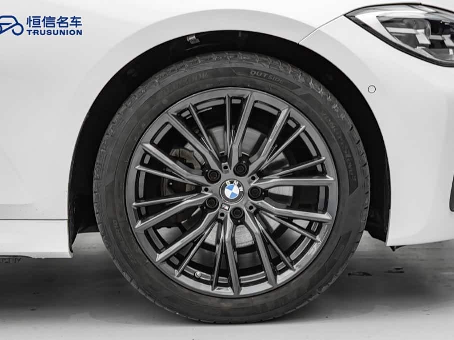 BMW 3 Series 2021 — Фото 11/20