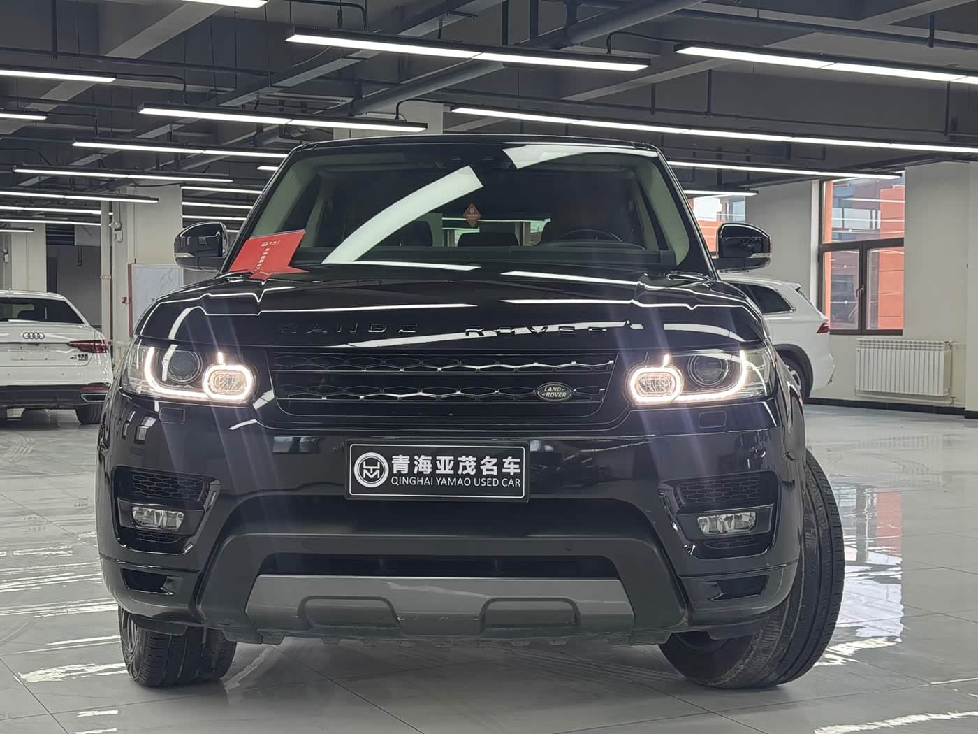 Land Rover Range Rover Sport 2017 — Фото 3/20