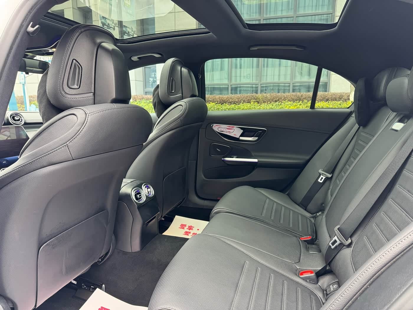 Mercedes-Benz C-Class 2023 — Фото 9/13
