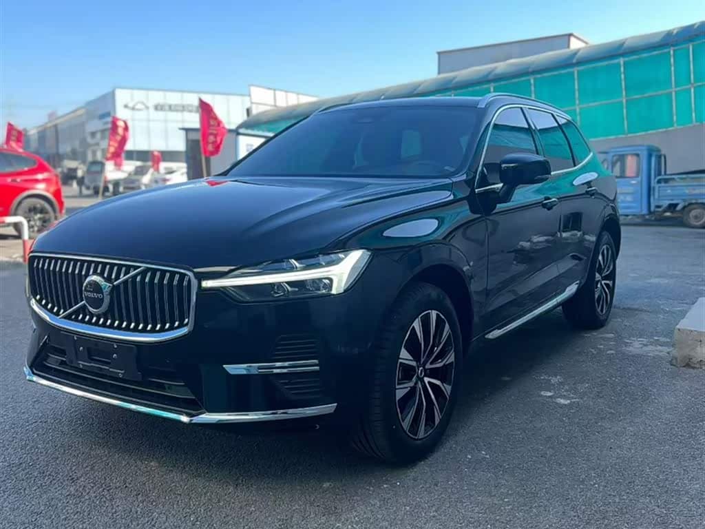 Volvo XC60 2024 — Фото 1/14