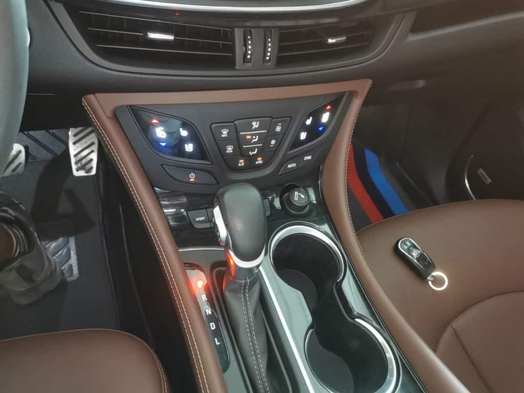Buick Envision Plus 2018 — Фото 14/20