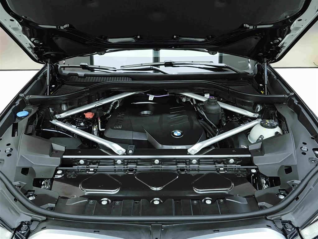 BMW X5 2025 — Фото 18/20