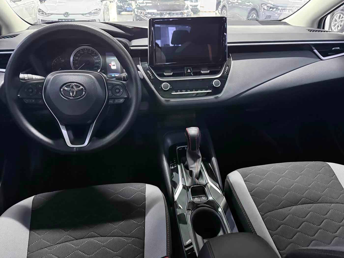 Toyota Corolla 2025 — Фото 11/20