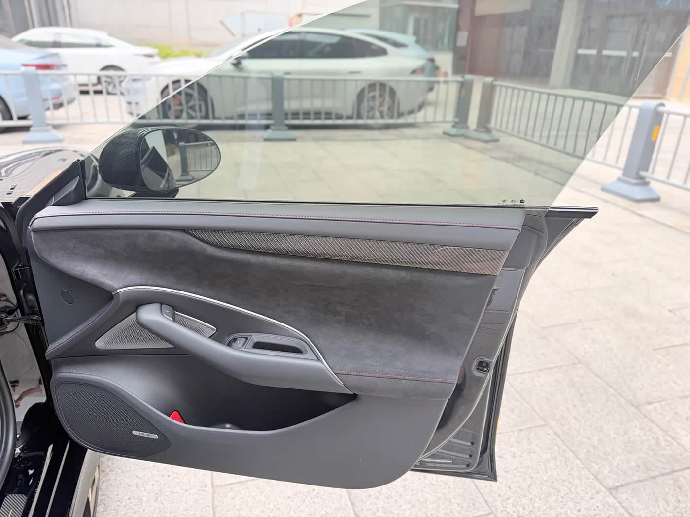 Xiaomi Auto Xiaomi SU7 Ultra 2025 — Фото 13/20