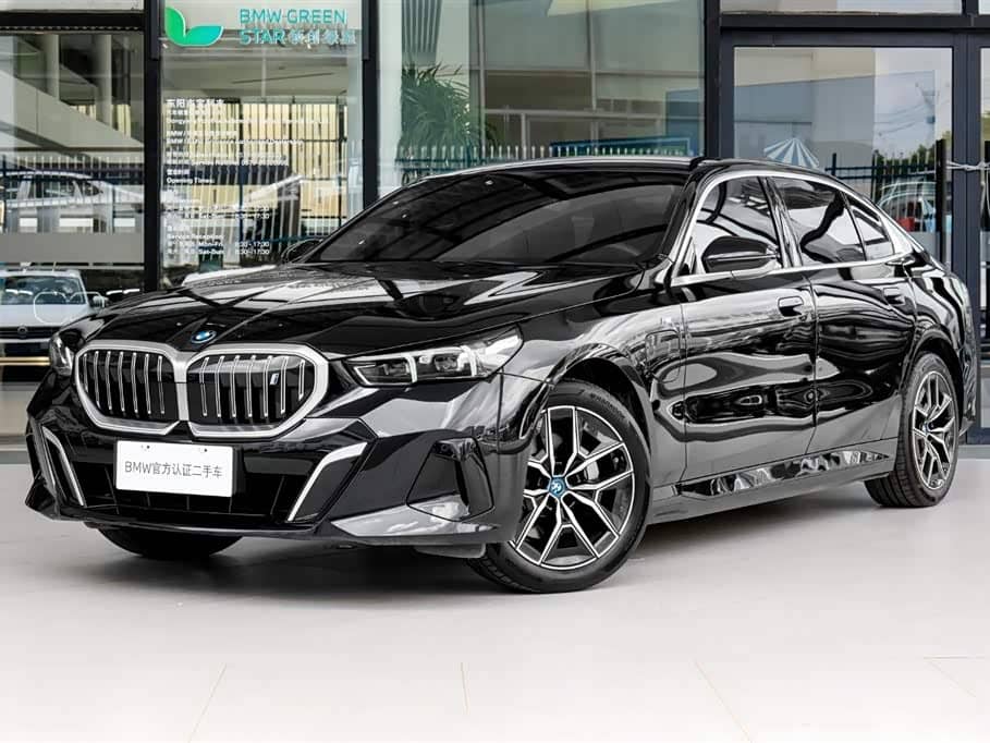 BMW i5, 2025