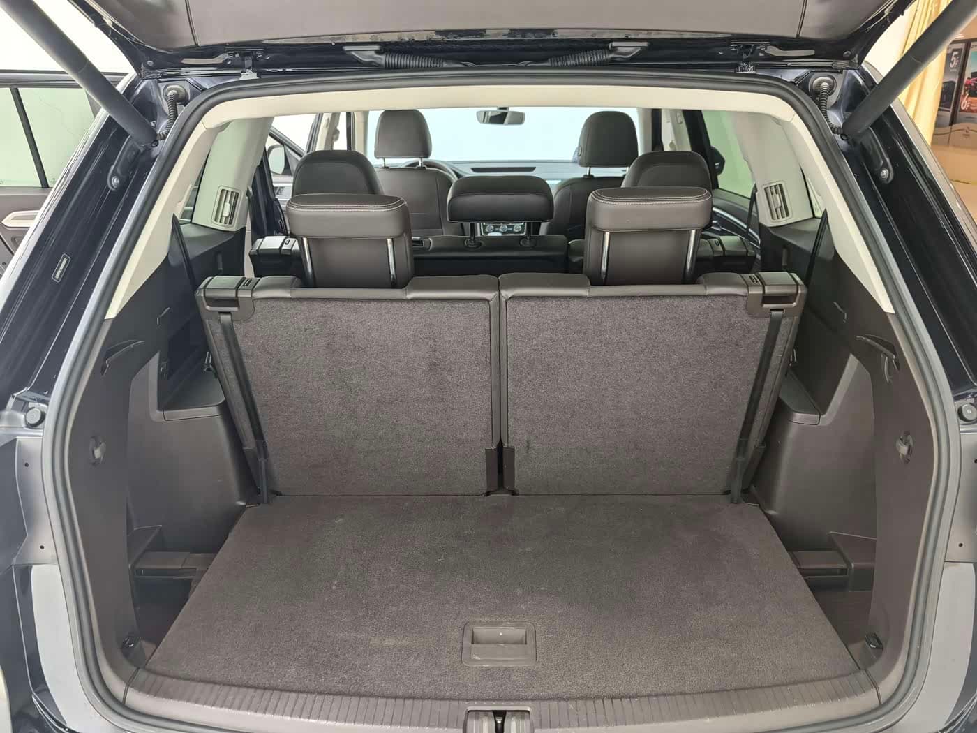 Volkswagen Teramont 2019 — Фото 9/16